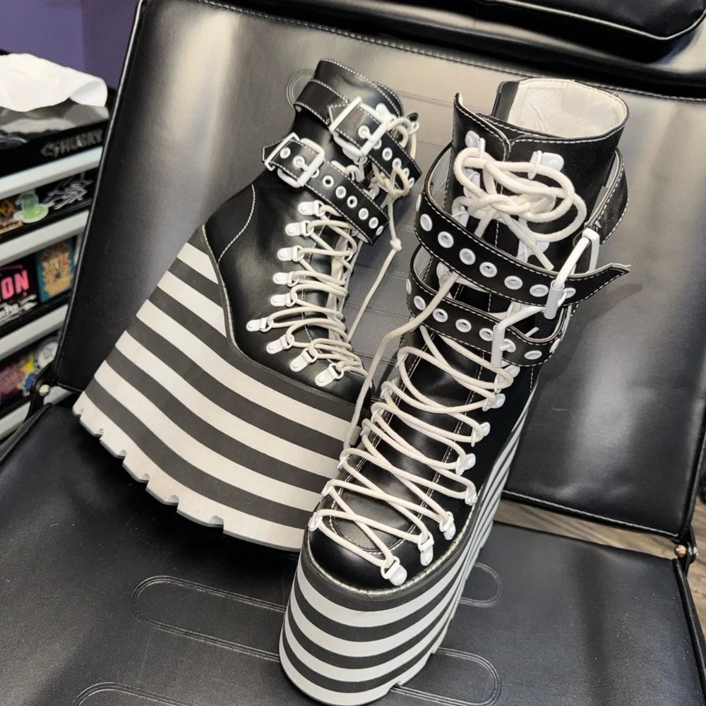 SOLD - Picture 10 of 16